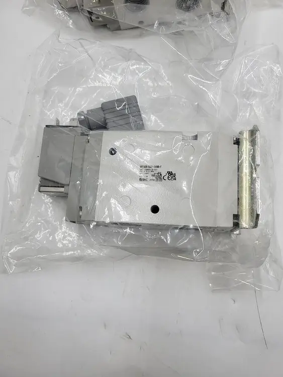 New | in-Stock SMC SMC VP742R-5DD1-04NB-F 3 PORT POPPET TYPE VALVE **NEW IN BAG** Pump & Valve Parts | ND Industrial Surplus #1216440