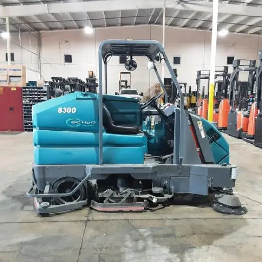Used 2015 TENNANT 8300 Sweepers Ohio US | Russell Equipment #721578
