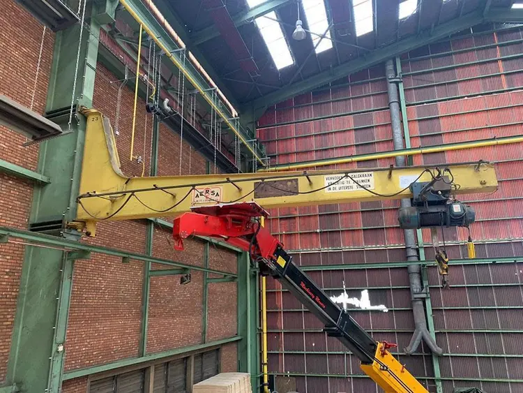 Used DEMAG JIB CRANE 3 TON Cranes, Jib | Apt International N.V #373661