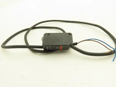 Keyence PZ-M51 Photoelectric Sensor Transmitter 12-24vDC Lot of 6