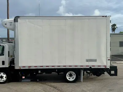 Used 2019 ISUZU NPR XD Reefer Trucks Florida US | Truck and Van Outlet #1509164