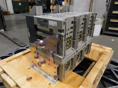 USED SQUARE D NW 20 H