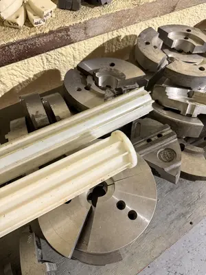 Wooden Rolling 2 Tier Shop Table With Various Aluminum Pie Jaws