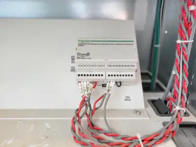 USED SQUARE D POWER-ZONE 4