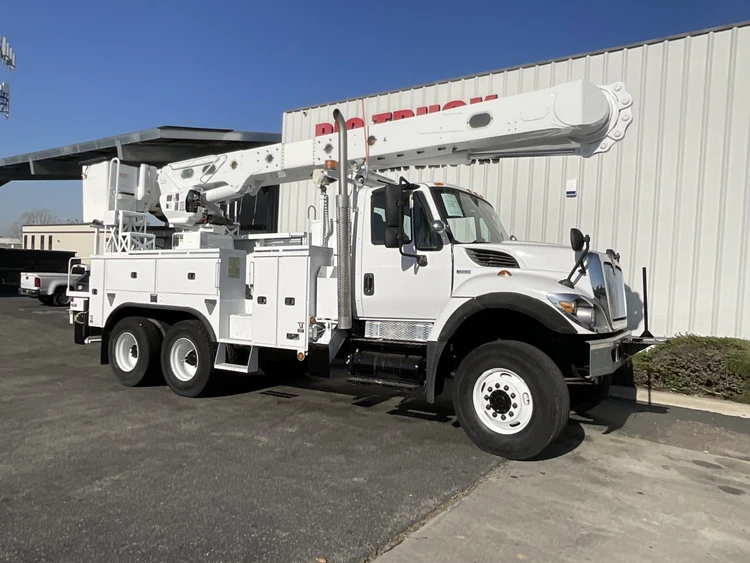 Used 2012 INTERNATIONAL 7400 Bucket (boom) trucks California US | Big Truck & Equipment #1412264