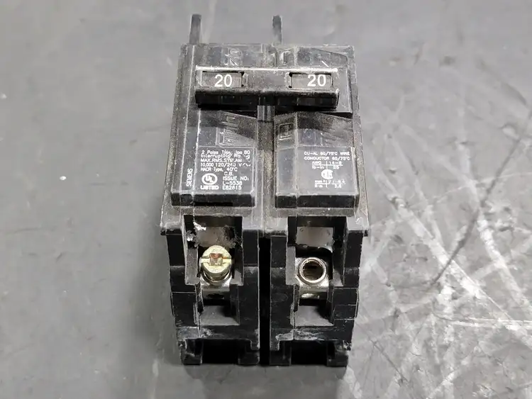 Used SIEMENS BQ2B020 Switchgears British Columbia CA | Lenmark #242184