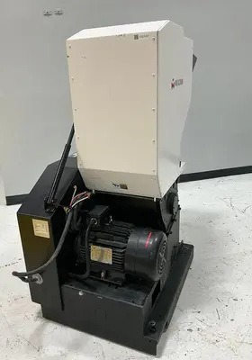 USED MILACRON MG-814