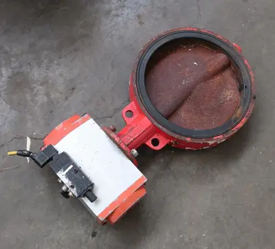 SPC8127  Valve 12" BRAY butterfly valve CS, pneumatic operator