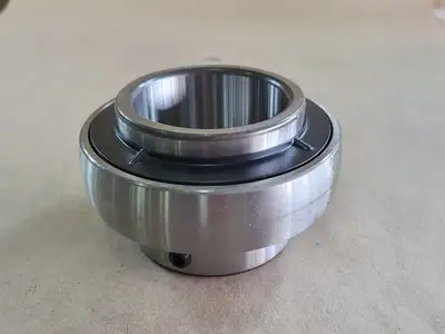 NEW NTN UC212-207D1