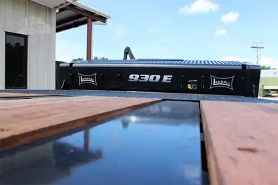 New | in-Stock 2027 LANDOLL 930E Lowboy Trailers Tennessee US | LMI Tennessee LLC #1505096