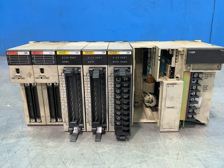 Used OMRON _UNKNOWN_ Programmable Logic Controllers Ohio US | HGR 24 #1345359