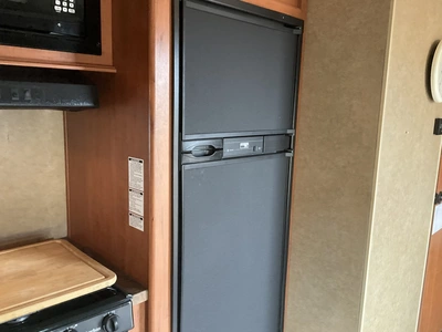 USED 2015 CHEROKEE GREY WOLF