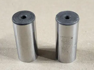 Pin (Lot of 2) Landcruiser HZJ79