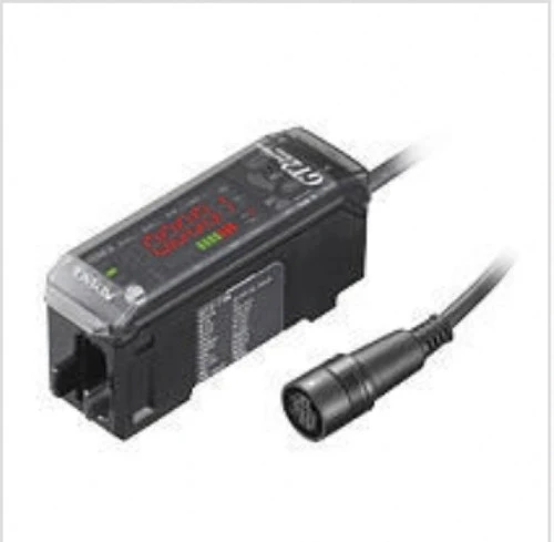Keyence GT2-71CP LVDT / Contact Displacement Sensor, Amplifier Unit, PNP [New]
