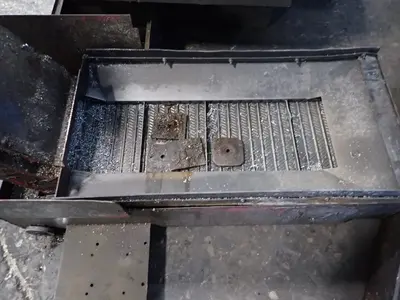 USED 1993 YANG IRON WORKS CO SML 12