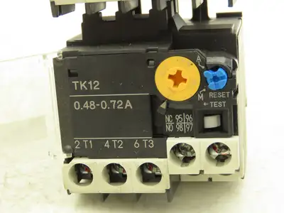 Fuji SK12L Motor Starter Contactor 5.5kW 600V & Overload .48-0.72A Lot of 2