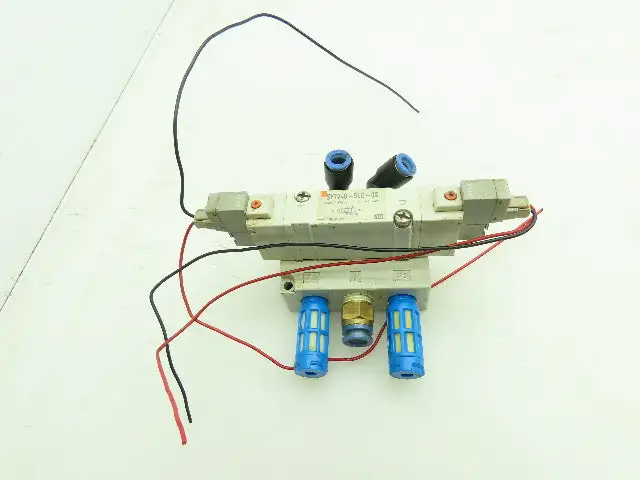 SMC SY7240-5LO-02 Solenoid Spool Valve 2 Position Double Acting 24VDC