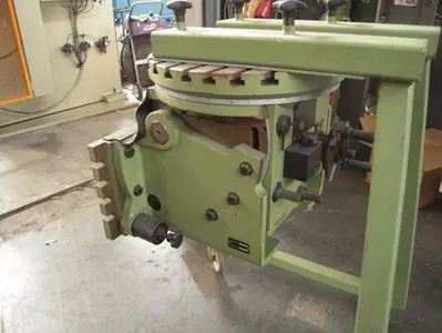 USED MIKRON 0405