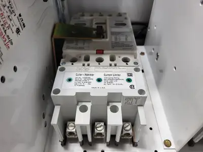 Used EATON HFD3015 Switchgears British Columbia CA | Lenmark #240426