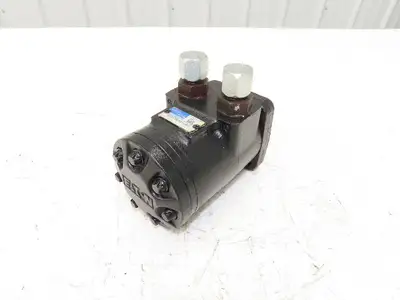 Char-Lynn Eaton 101-1033-009 Hydraulic Motor SW/62U PowerBoss SW/62U Sweeper.