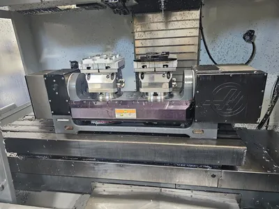 2017 HAAS VF-3SSYT Vertical Machining Centers | Machinery Network (2)