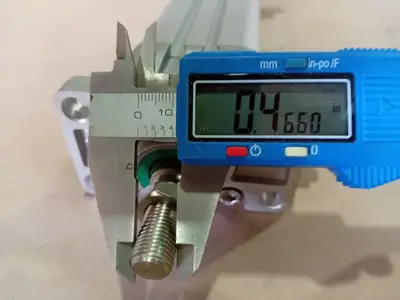 NEW AVS 61M-2R-040-A-0160