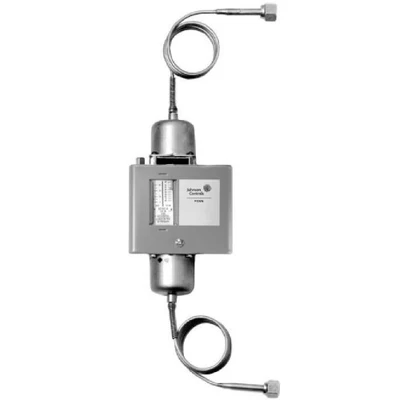 Johnson Controls P74HA-14C Differential Pressure Control, 8 To 60 PSI, 4-Wire [New]