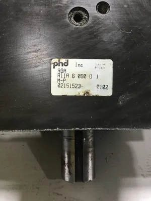 USED PHD 🔩 MODEL: R11A 6 090 D J – HIGH-QUALITY INDUSTRIAL AUTOMATION COMPONENT