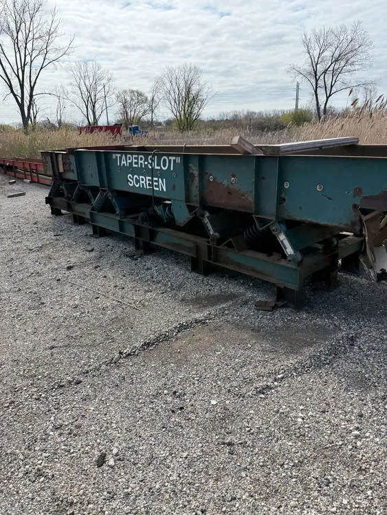Used ACTION EQUIPMENT VIBRATING Vibratory Screens Illinois US | Alan Ross Machinery #1587