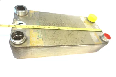 NEW HEAT EXCHANGER 22 PLATE 20 1/2'' X 9 1/2'' MALE/FEMALE THREAD
