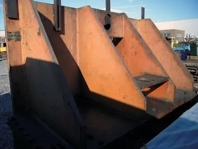 USED ANGLE PLATE 2830 X 1470