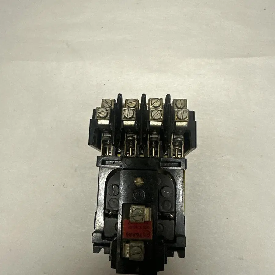 Used ALLEN-BRADLEY 700-BR400A1 Miscellaneous Equipment (Electrical & Power) Ohio US | Surplus Asset Holdings #1240079
