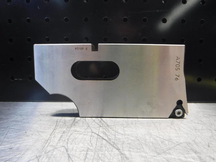 Used _UNKNOWN_ _UNKNOWN_ Boring Head Accessories Michigan US | Superior Machine & Tool Inc #210913