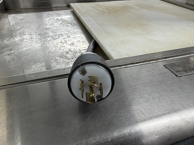 Used _UNKNOWN_ _UNKNOWN_ Countertop Display Warmers Michigan US | Miedema Asset Management Group #1487789