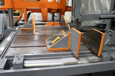 20" X 24" HEM MODEL VT130HA-60SS VERTICAL SAW