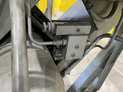 USED DAKE 6202