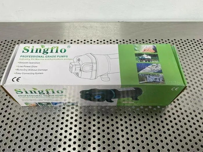 Used SINGLO FL-41 WATER SYSTEM PRESSURE DIAPHRAGM PUMP 4.5 GPM 17L / MIN Diaphragm Pumps California US | Equipment Lab #485383