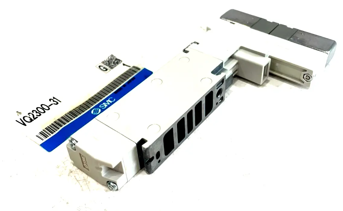 NEW SMC VQ2300-31 VALVE 4 WAY 3 POSTION VQ230031