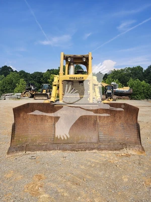 USED 1986 DRESSER TD20E