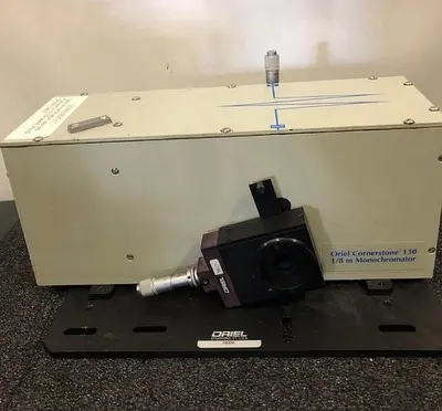 ORIEL CORNERSTONE 130 1-8 M MONOCHROMATOR , NEWPORT 74000