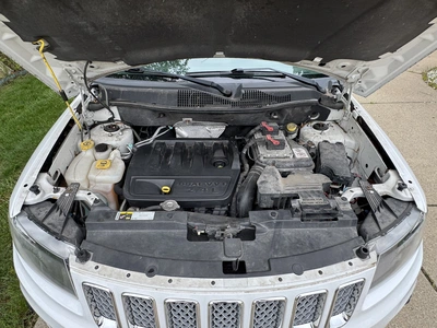 USED 2014 JEEP COMPASS
