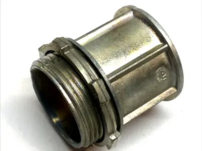 New | in-Stock Halex EMT Set Screw Connector 1-1/4" LOT OF 6 Electrical Fittings Michigan US | Maverick Industrial Sales #1399974