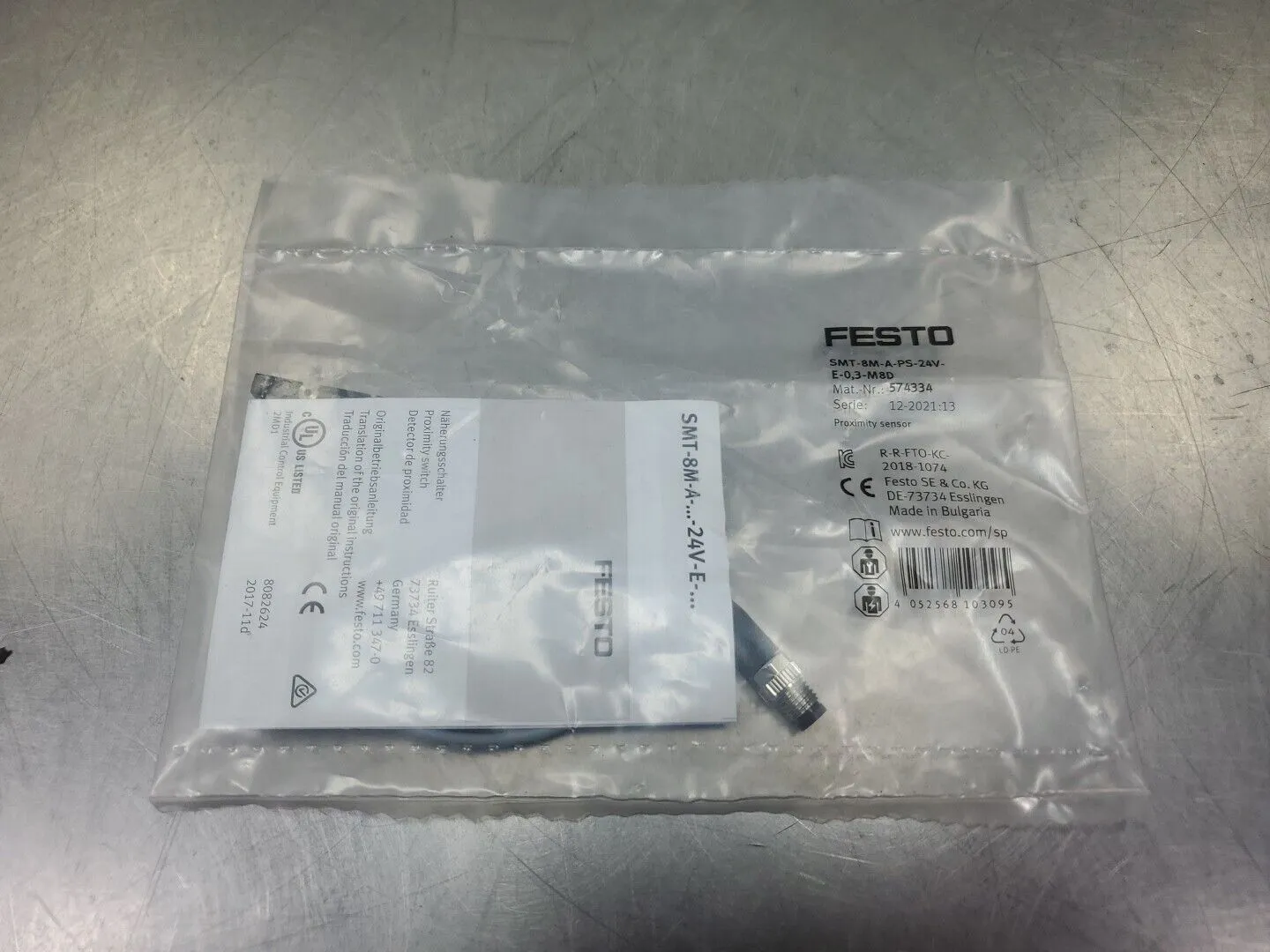 Festo SMT-8M-A-PS-24V-E-0,3-M8D T-Slot Proximity Sensor, 24VDC. 5D-32