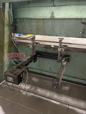 Piranha All Steel 8' x 65 Tons Press Brake, Model 65-8