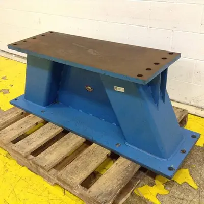 USED METAL FABRICATOR ROBOT BASE110