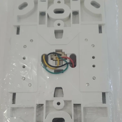 NEW Hubbell NS722W