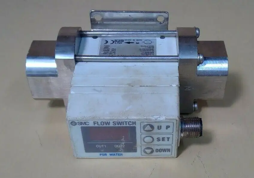 SMC PF2W740T-N06-67 Digital Flow Switch 2D