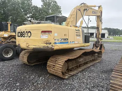 Used 2013 KOBELCO SK210-9 Crawler Excavators Tennessee US | Moore Equipment #1517222