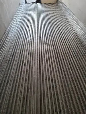 USED 2005 UTILITY 50 FOOT
