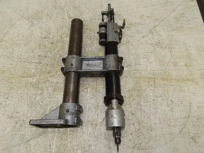 Desoutter AFD 5000 Pneumatic Auto Feed Drill Unit Double Drill Head Type THA